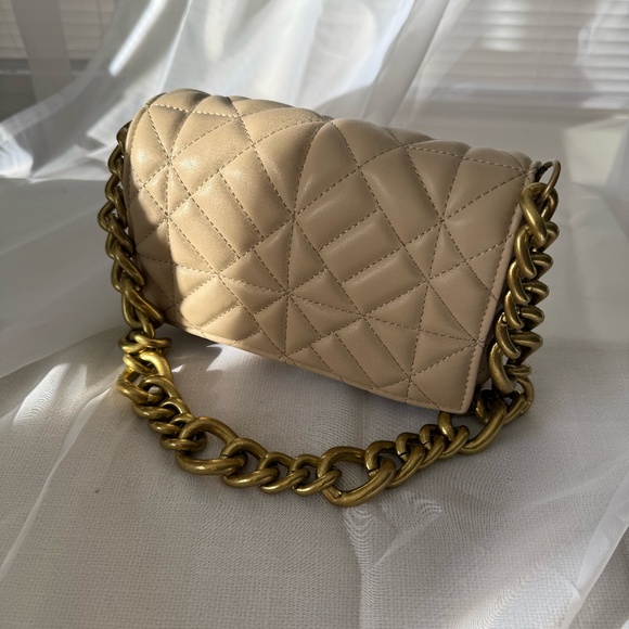 Zara Handbags - Zara shoulder bag